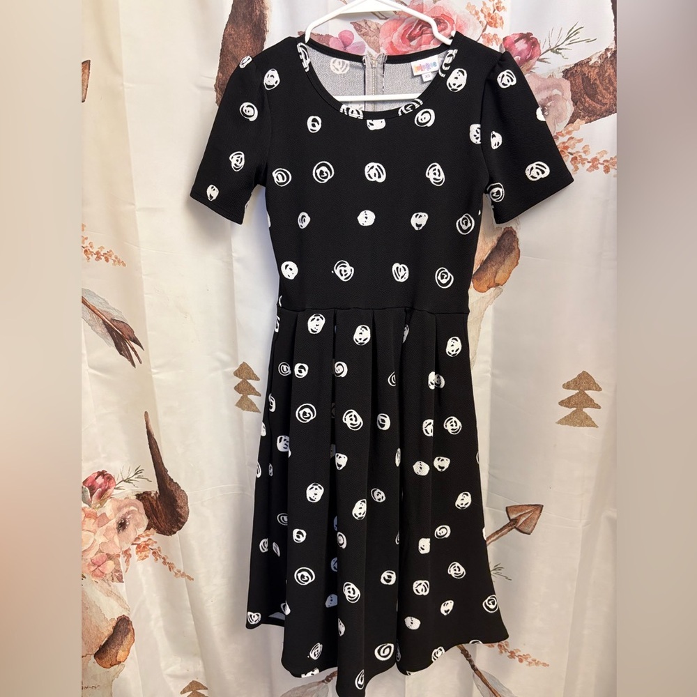LuLaRoe Black and White Patterned Dress​